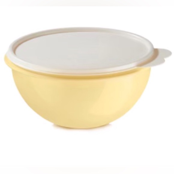 Vintage Tupperware  Wonderlier Bowl 1.3 Liter - Picture 2 of 5